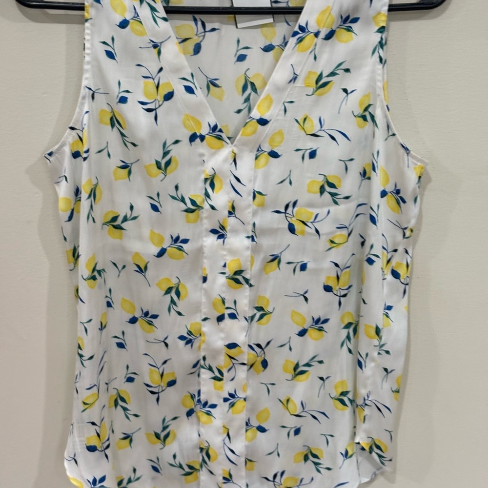White and Yellow Buttoned Blouse with Notched Collar